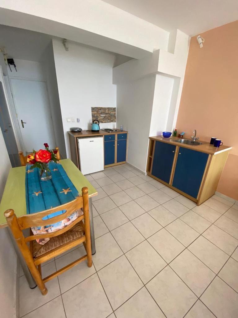 Casa De Blue Apartment Lourdata  Exterior foto